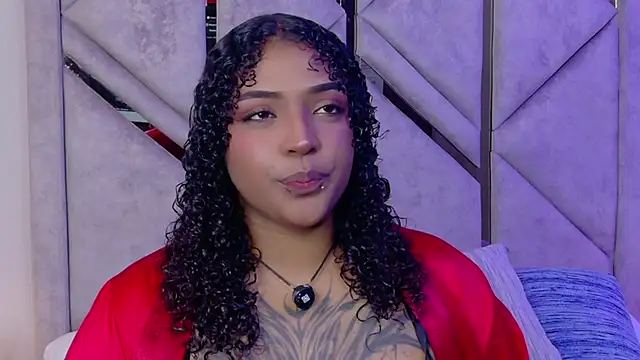Snapshot of Cristal-Jonnes chatting on May 15, 4:19 am Cristal-Jonnes online show from May 15, 4:19 am