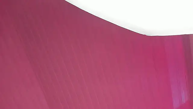 Snapshot of JuliethMoss chatting on November 21, 8:29 pm JuliethMoss online show from November 21, 8:29 pm