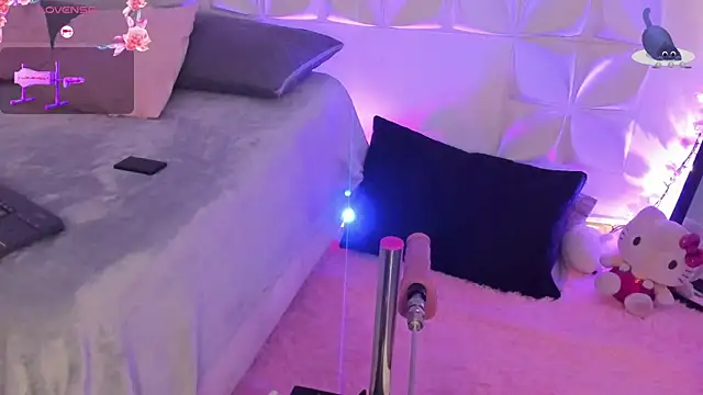 Snapshot of JuliethMoss chatting on November 29, 8:45 pm JuliethMoss online show from November 29, 8:45 pm