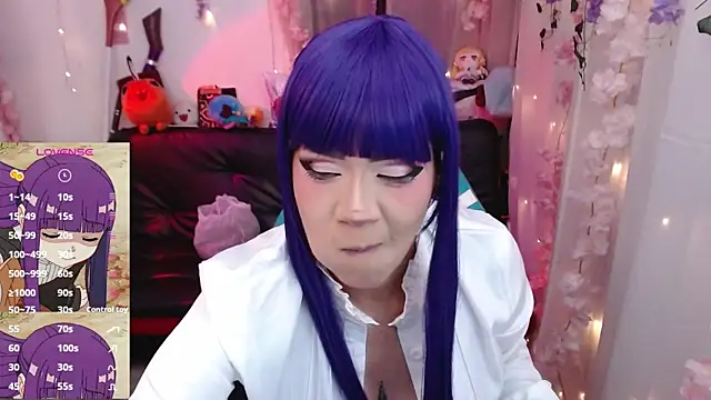 jadedelux  online show from September 28, 6:13 pm