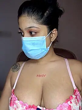 Snapshot of Saza_lklx chatting on December 21, 10:44 am Saza lklx online show from December 21, 10:44 am