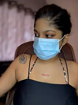 Snapshot of Saza_lklx chatting on February 13, 8:21 am Saza lklx online show from February 13, 8:21 am