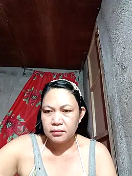 Snapshot of Everleigh_mom chatting on September 20, 7:15 pm Everleigh mom online show from September 20, 7:15 pm