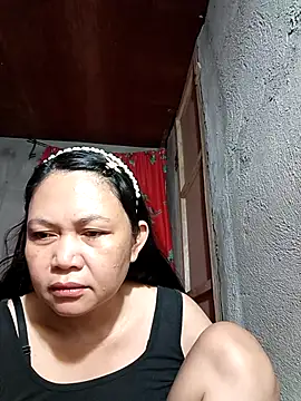 Snapshot of Everleigh_mom chatting on September 28, 8:03 pm Everleigh mom online show from September 28, 8:03 pm