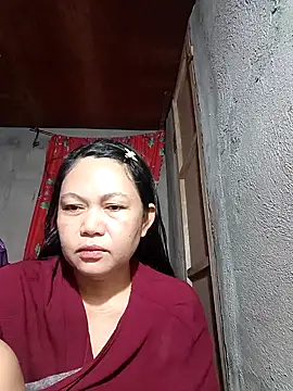 Snapshot of Everleigh_mom chatting on October 5, 8:29 pm Everleigh mom online show from October 5, 8:29 pm