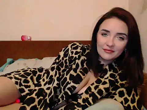 Veronica-Luxs online show from October 13, 8:58 am