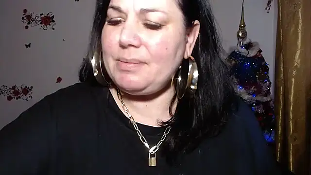 Snapshot of andreea2011 chatting on October 11, 10:58 am andreea2011 online show from October 11, 10:58 am