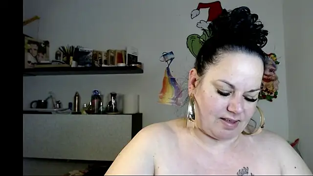 andreea2011 online show from March 12, 4:13 pm