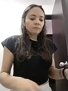 Cami Konor online show from September 18, 5:04 pm