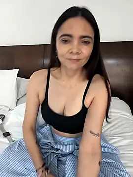 Cami Konor online show from March 13, 10:05 pm