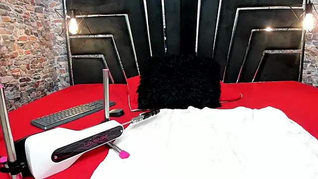 Snapshot of ALYANNA_HOT_ chatting on October 23, 12:26 pm ALYANNA HOT online show from October 23, 12:26 pm