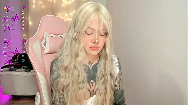 AlinaLukyanova online show from December 16, 3:55 am