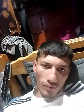 alexandercruz online show from February 2, 5:06 am