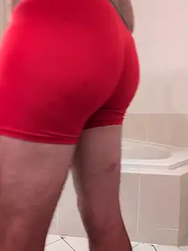 Snapshot of cloudymatt chatting on October 10, 7:02 pm cloudymatt online show from October 10, 7:02 pm