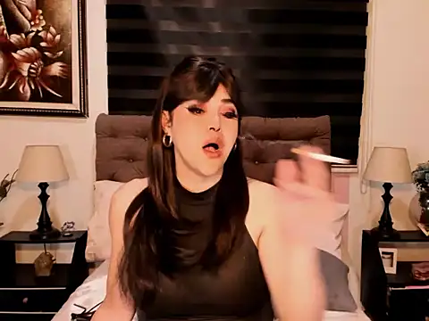 UrnextDoorTS online show from November 9, 1:26 am