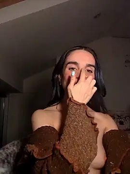 Snapshot of RosieCheexxxxxx chatting on October 29, 6:15 am RosieCheexxxxxx online show from October 29, 6:15 am