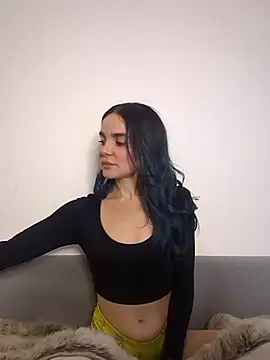 Snapshot of RosieCheexxxxxx chatting on November 14, 4:33 am RosieCheexxxxxx online show from November 14, 4:33 am