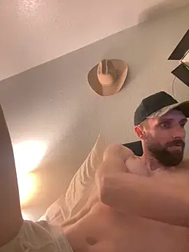 Snapshot of thejohnryancollection chatting on October 3, 4:20 am thejohnryancollection online show from October 3, 4:20 am