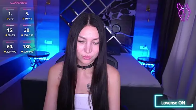 Snapshot of EliseVelour chatting on November 11, 1:44 pm EliseVelour online show from November 11, 1:44 pm