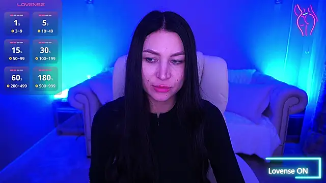 Snapshot of EliseVelour chatting on December 2, 2:12 pm EliseVelour online show from December 2, 2:12 pm