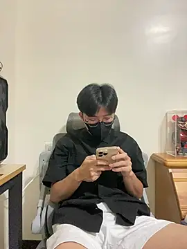 Allen20y online show from July 24, 2:37 pm