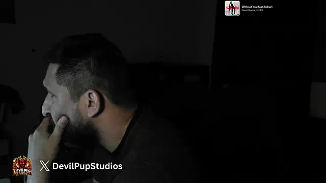 DevilPup75  online show from June 12, 4:44 am