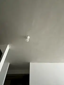 Snapshot of Valen1800 chatting on October 28, 1:20 am Valen1800 online show from October 28, 1:20 am