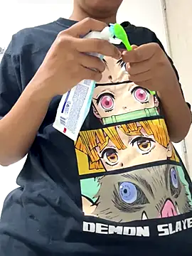 Snapshot of Valen1800 chatting on November 21, 1:26 am Valen1800 online show from November 21, 1:26 am