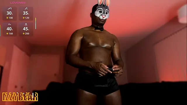 Snapshot of izzybear__ chatting on October 31, 5:30 am izzybear online show from October 31, 5:30 am