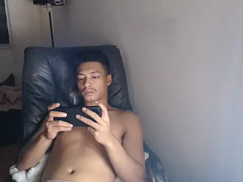 Snapshot of Asian_gregor chatting on May 31, 5:42 pm Asian gregor online show from May 31, 5:42 pm