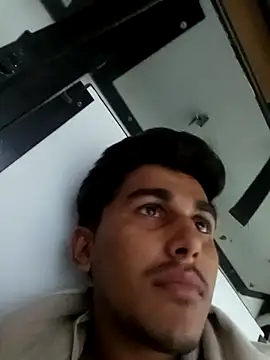 Snapshot of HarryChoudhary21 chatting on November 18, 1:04 pm HarryChoudhary21 online show from November 18, 1:04 pm