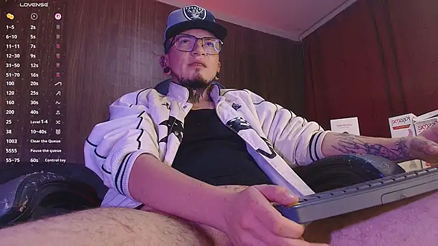 tyler jones  online show from July 1, 4:36 am