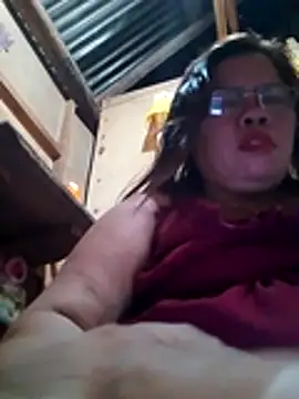 Huge mama69 online show from April 30, 12:55 pm