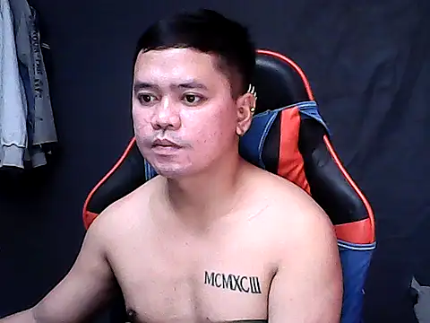 sweet sexyasian69 online show from April 26, 11:35 pm