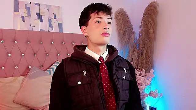 OzorioDany online show from January 7, 4:04 am