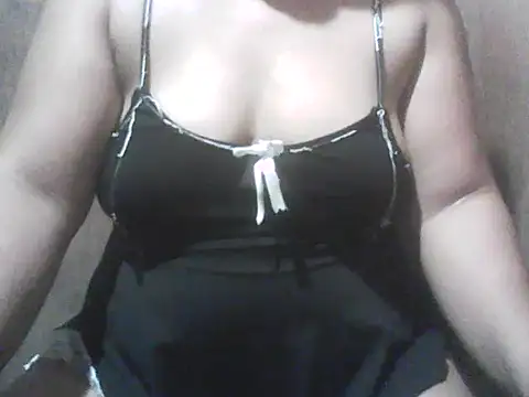 Snapshot of Azrielxx05 chatting on October 7, 3:09 pm Azrielxx05 online show from October 7, 3:09 pm