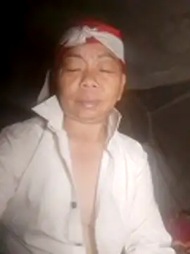 Snapshot of VangLe73 chatting on October 28, 12:30 pm VangLe73 online show from October 28, 12:30 pm