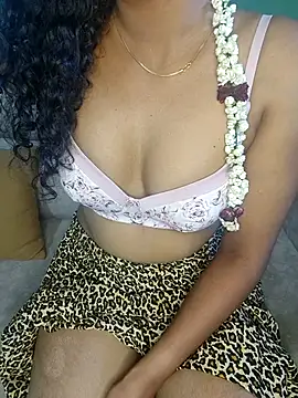 Snapshot of Tamilpallavi chatting on December 17, 7:47 am Tamilpallavi online show from December 17, 7:47 am