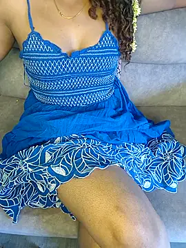 Snapshot of Tamilpallavi chatting on August 4, 10:51 am Tamilpallavi online show from August 4, 10:51 am