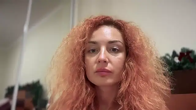 Reddgiirl online show from November 27, 10:23 pm