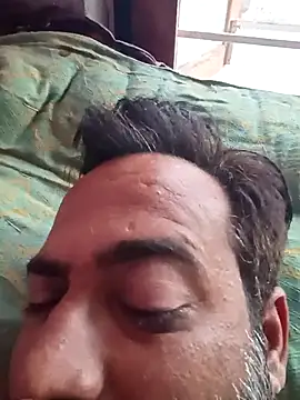 Snapshot of hard_boy9455 chatting on September 25, 12:58 am hard boy9455 online show from September 25, 12:58 am