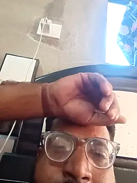 Snapshot of hard_boy9455 chatting on October 20, 3:07 am hard boy9455 online show from October 20, 3:07 am