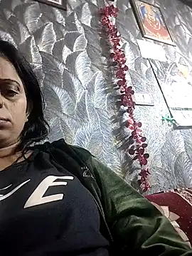 Soniya Roy online show from December 13, 8:25 pm