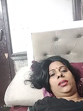 Snapshot of Soniya_Roy chatting on July 14, 2:12 pm Soniya Roy online show from July 14, 2:12 pm