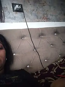 Snapshot of Soniya_Roy chatting on July 21, 10:39 am Soniya Roy online show from July 21, 10:39 am