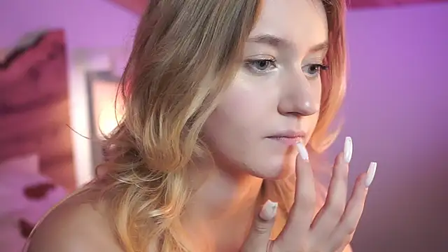 Nerissa xo online show from October 23, 8:18 pm