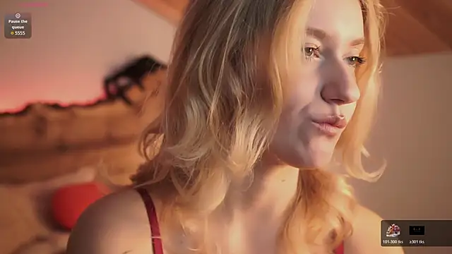 Nerissa xo online show from November 13, 7:35 pm