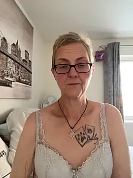 Curvy-Jinx online show from November 2, 3:47 pm