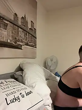 Curvy-Jinx online show from January 10, 9:30 pm