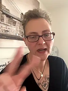 Curvy-Jinx online show from January 13, 11:26 am